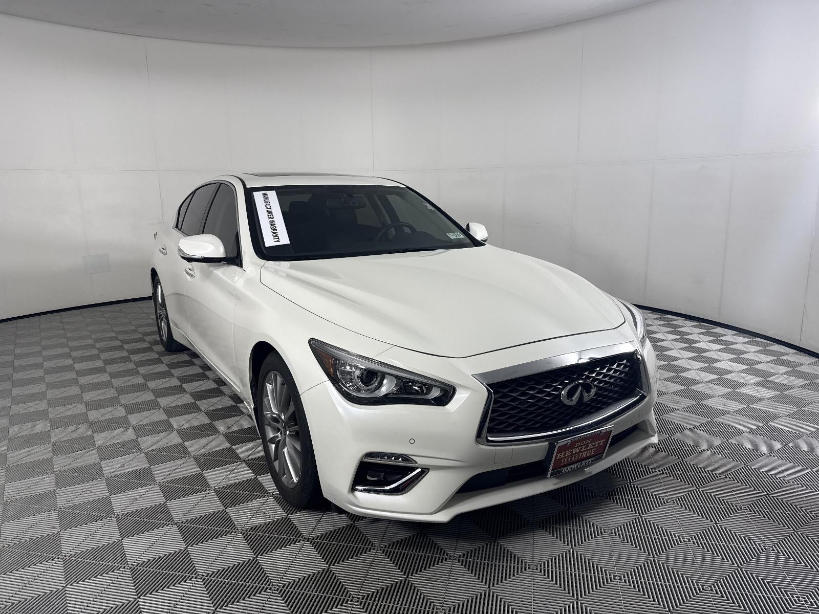 2023 INFINITI Q50 LUXE