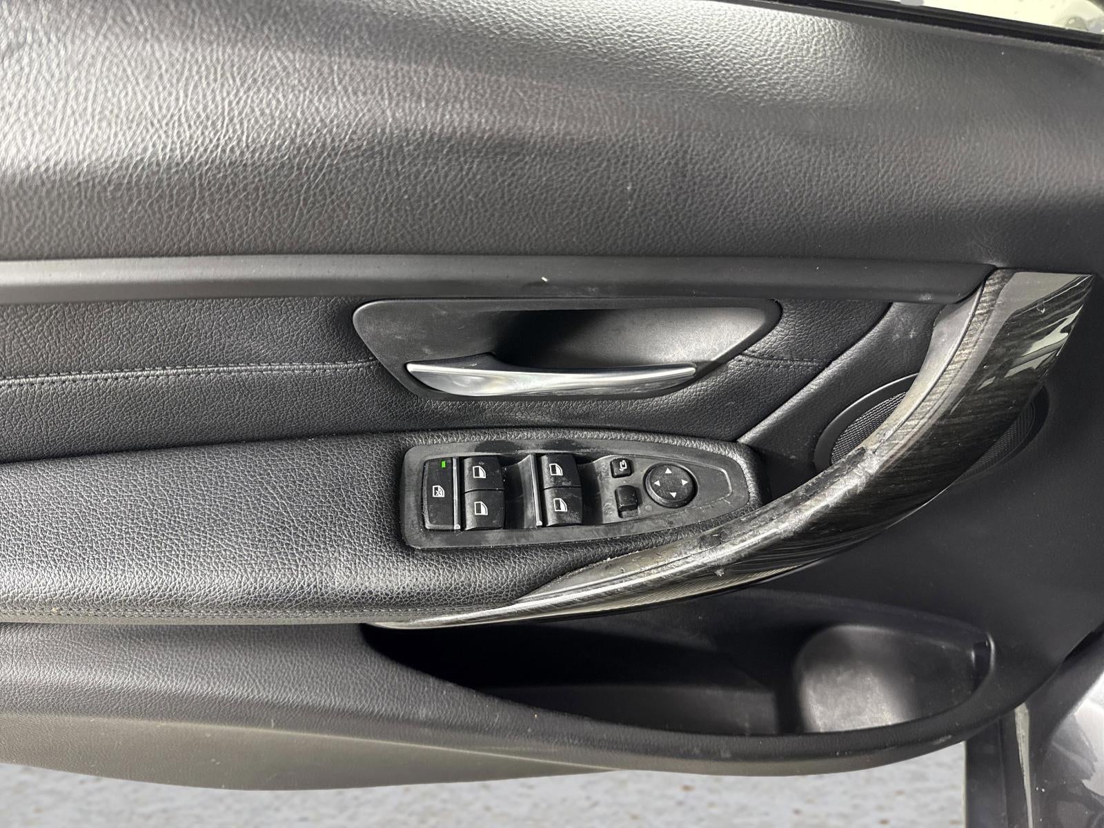 2018 BMW 3 Series 320i xDrive