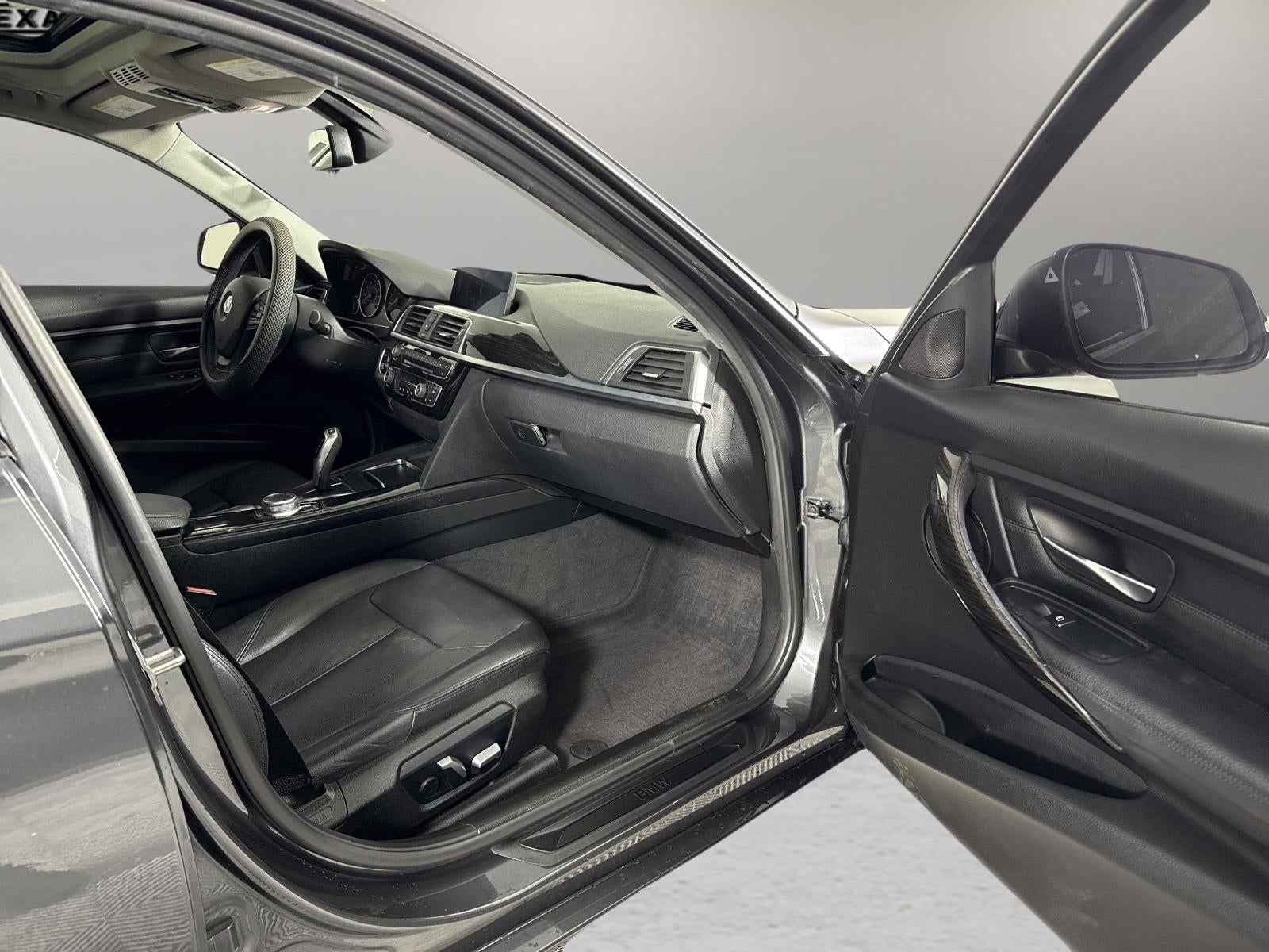 2018 BMW 3 Series 320i xDrive