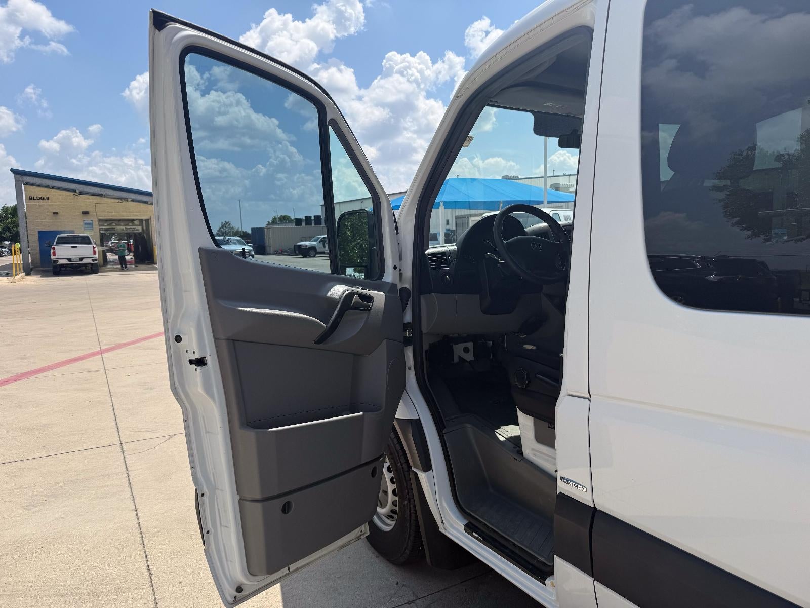2016 Mercedes-Benz Sprinter 2500 RWD 2500 144"