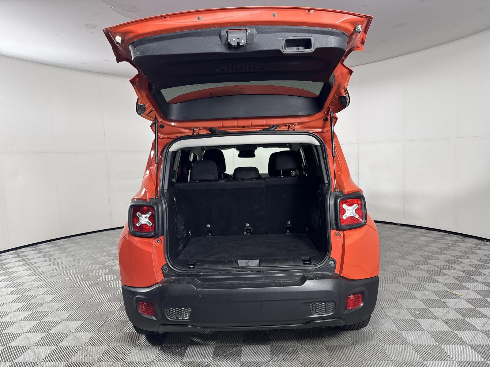 2019 Jeep Renegade Latitude FWD