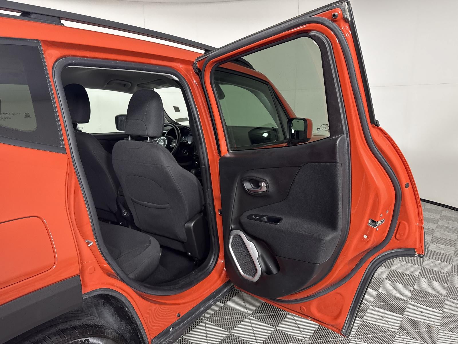 2019 Jeep Renegade Latitude FWD
