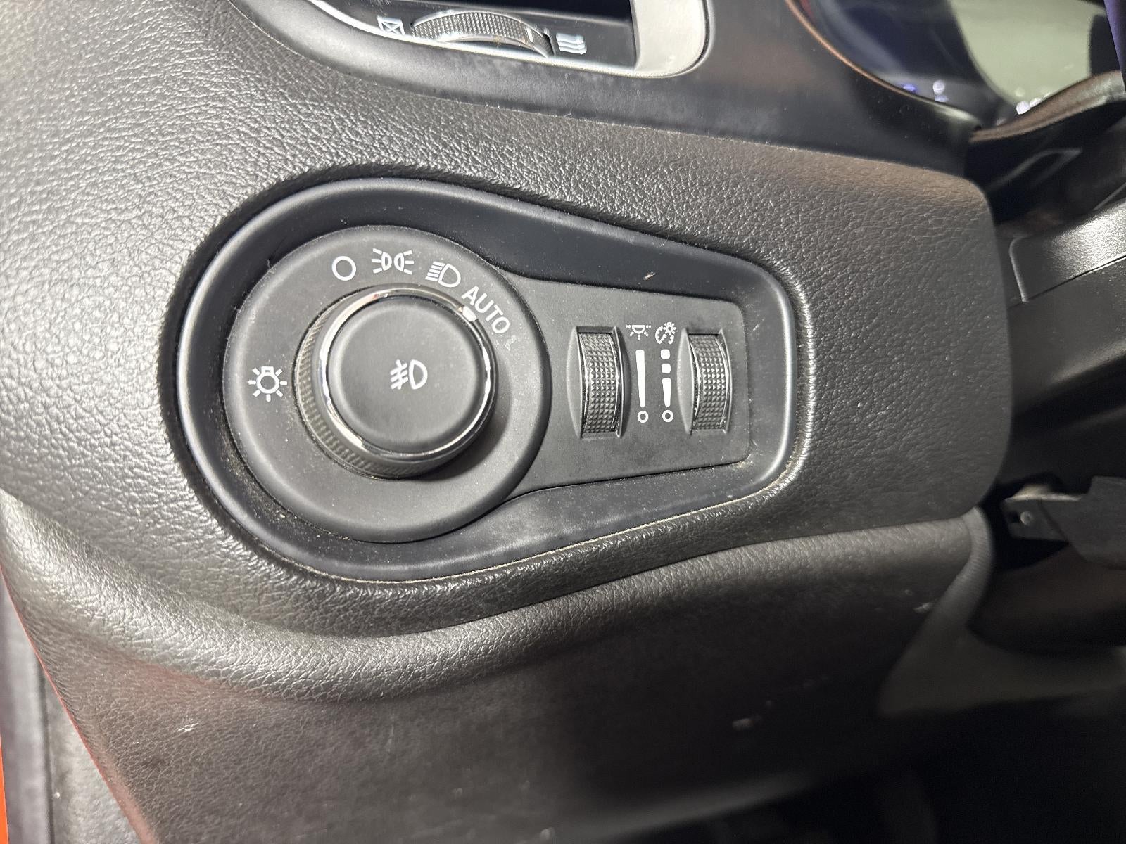 2019 Jeep Renegade Latitude FWD