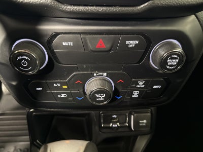 2019 Jeep Renegade Latitude FWD