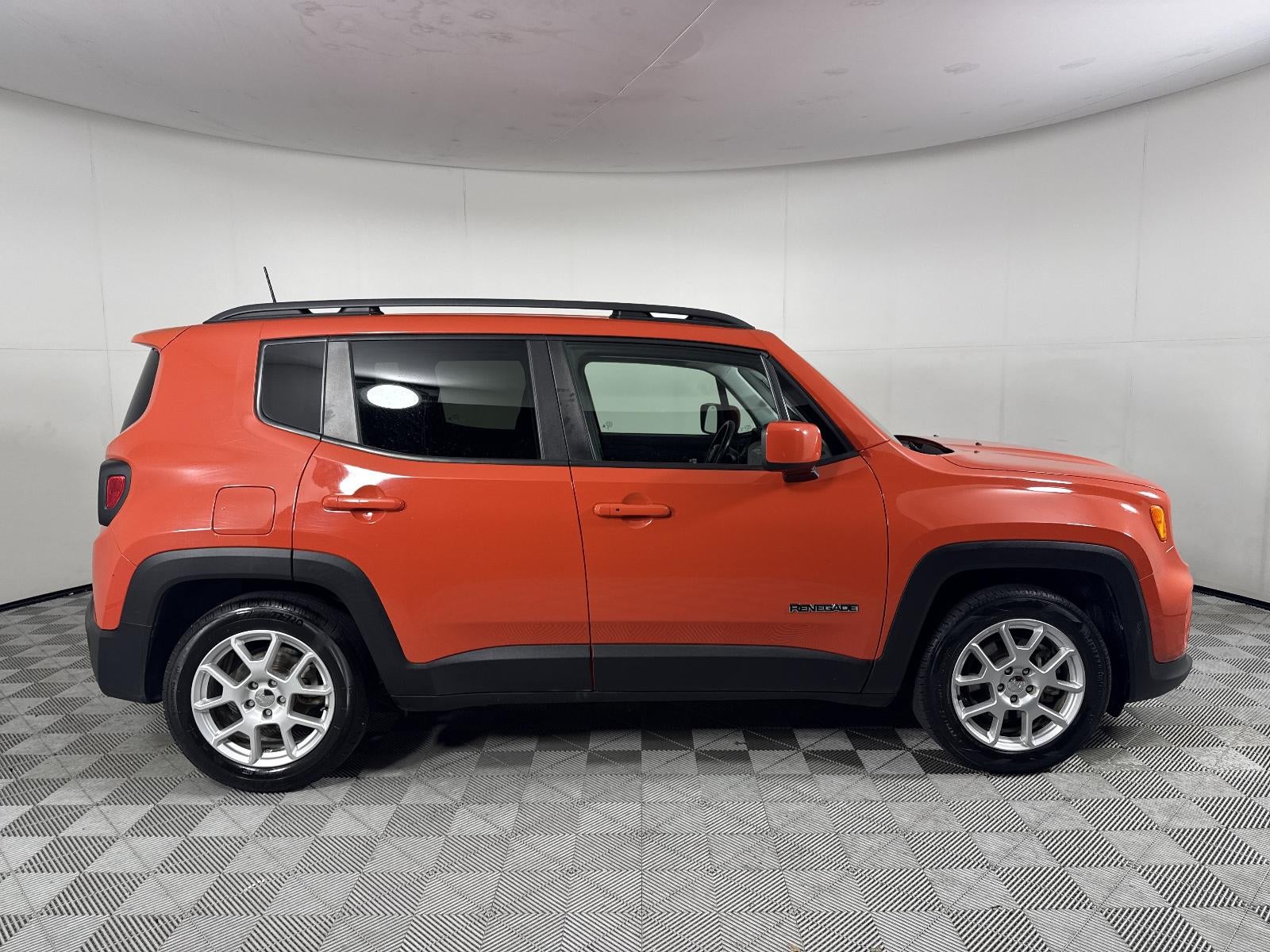 2019 Jeep Renegade Latitude FWD
